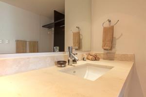 Elements 216 2 Bedroom By Redawning