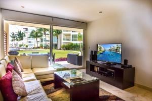 Elements 216 2 Bedroom By Redawning Playa del Carmen